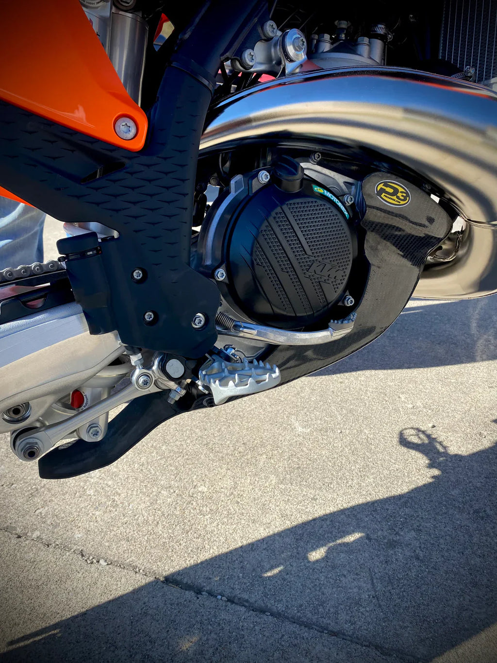 P3 Carbon Fiber Skid Plate 2025+ KTM/Husky/GasGas 250/300 w/ Linkage | 301085