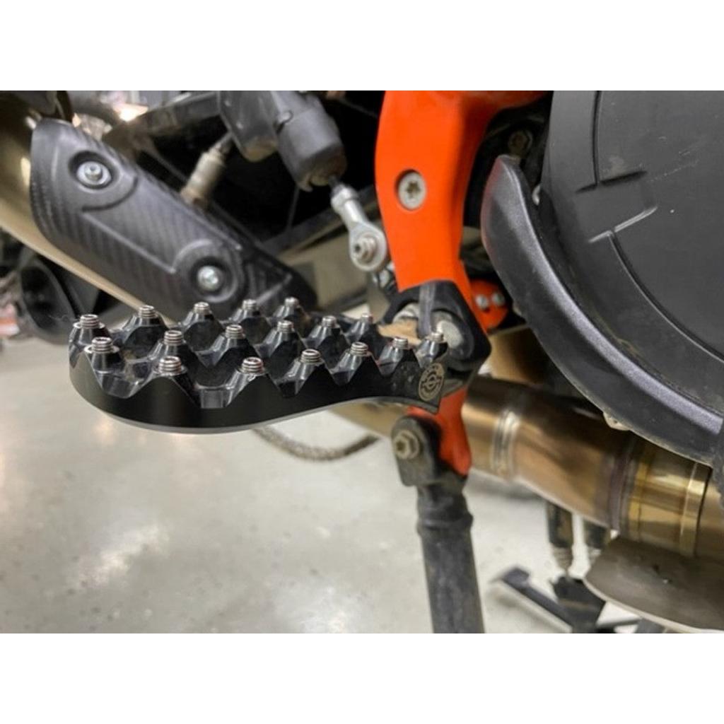 Bullet Proof Designs ADV Footpegs KTM/Husqvarna 690-1290 | FP-ADV-05