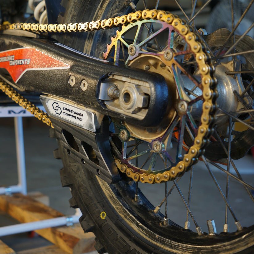 Crosslinked Components Integrated Chain Guide & Guard Combo